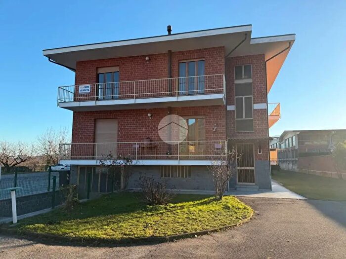 Appartamento con 5 locali in vendita in Via Selvaggio, Giaveno