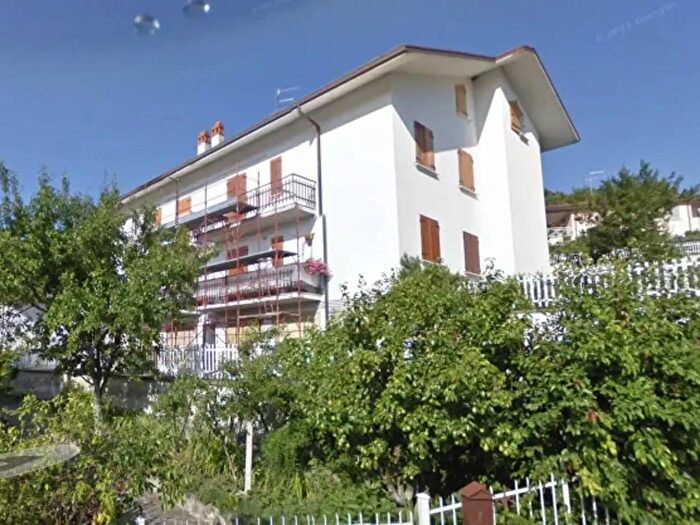 Appartamento trilocale in vendita in Via Giuseppe Verdi, Bettola