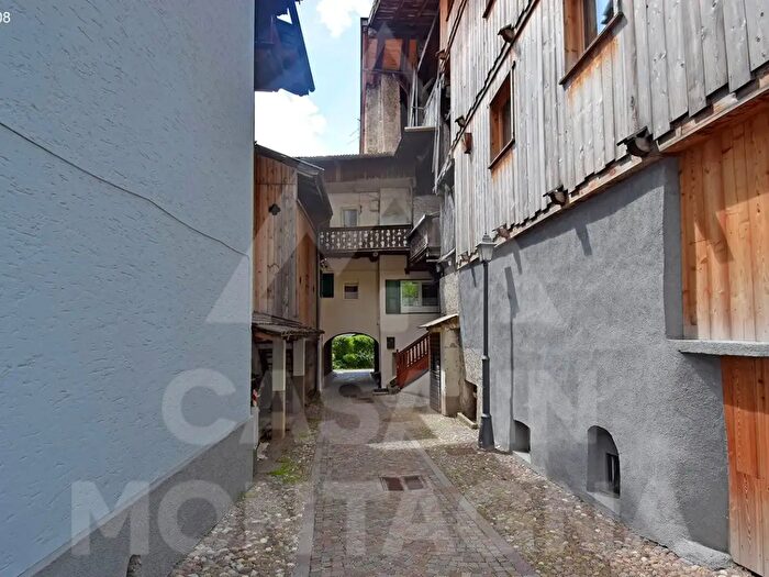 Appartamento trilocale in vendita in Ziano Di Fiemme