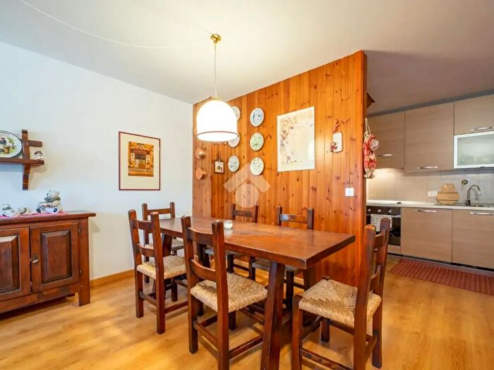 Appartamento trilocale in affitto in Villaggio Malga San Giorgio, Bosco Chiesanuova