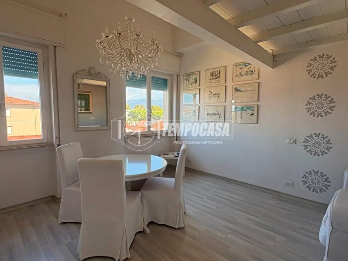 Appartamento bilocale in vendita in Via Pier Luigi da Palestrina, Viareggio