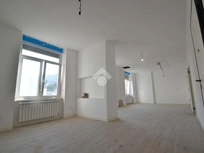 Appartamento quadrilocale in vendita in Via dellArcivescovado, Gorizia