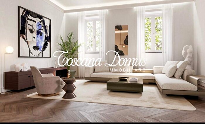 Appartamento con 5 locali in vendita in Fiesole Fi, Fiesole