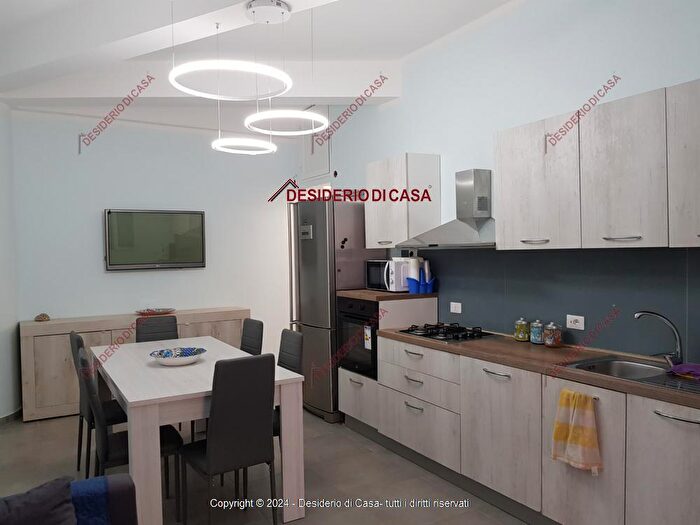 Appartamento bilocale in affitto in Viale Himera Campofelice di Roccella Pa Italia, Campofelice Di Roccella