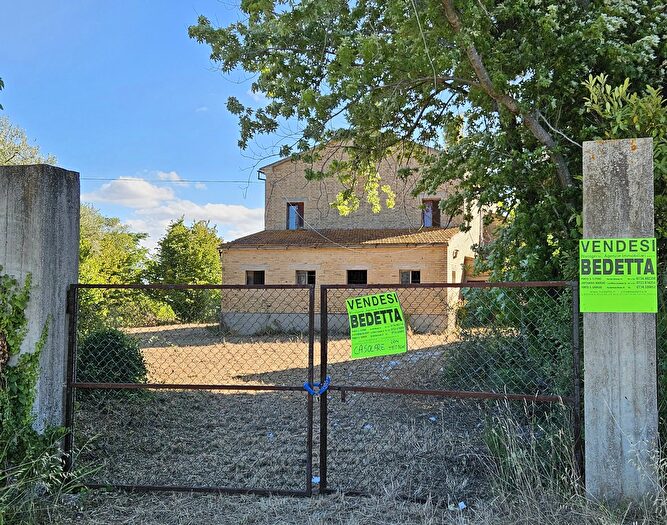 Casa in vendita in Montecosaro