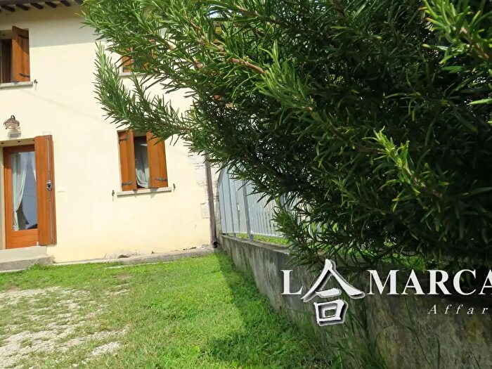 Casa con 5 locali in vendita in Pieve del Grappa