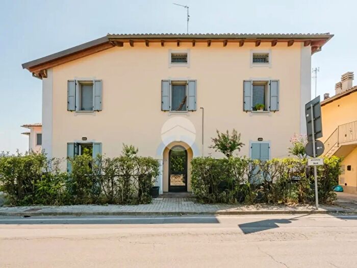 Appartamento bilocale in vendita in Via Magazzino, Valsamoggia