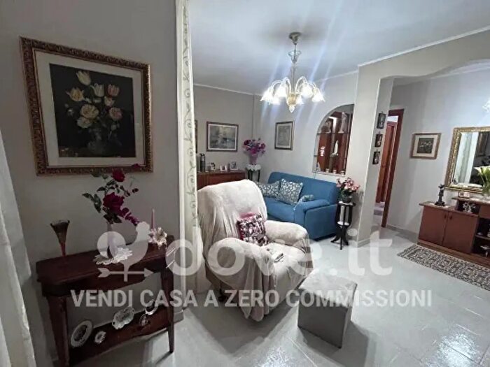 Appartamento quadrilocale in vendita in Via Foggia, Crispiano