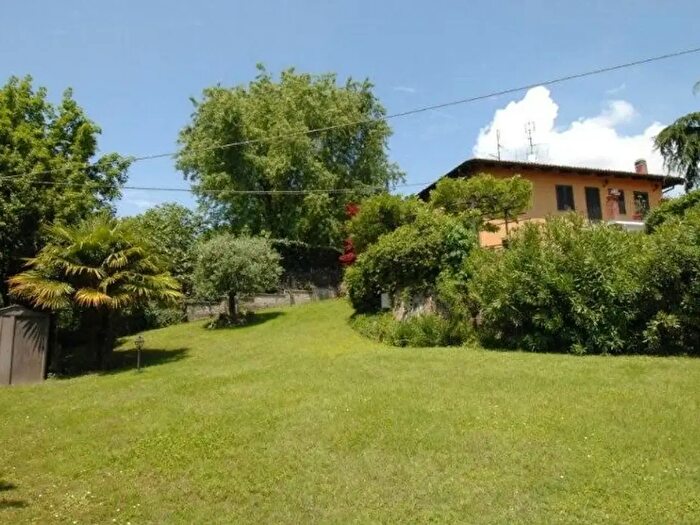 Casa con 6 locali in affitto in Strada Castelvecchio, Moncalieri