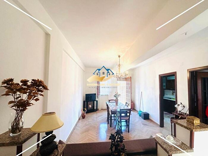 Appartamento quadrilocale in affitto in Via Loreto, Centro, Altavilla Milicia