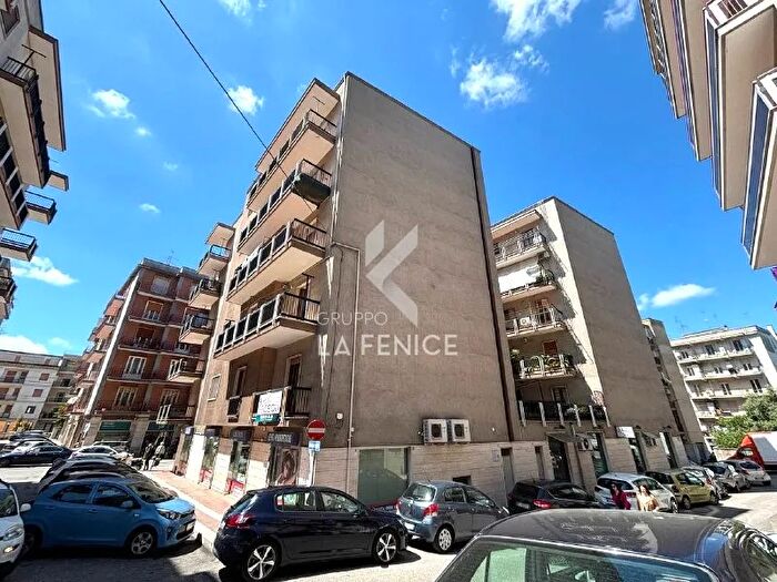 Appartamento trilocale in vendita in Viale dei Lecci, Martina Franca