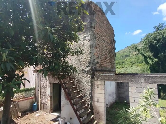 Casa trilocale in vendita in Castelforte