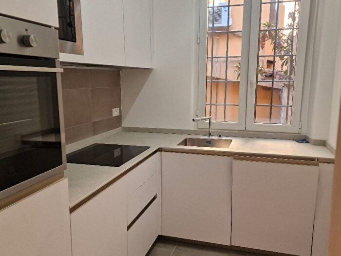 Appartamento bilocale in affitto in Spagna, Roma