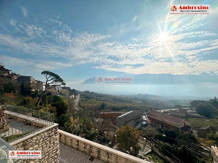 Appartamento con 5 locali in vendita in Via Costarella, Guardia Sanframondi