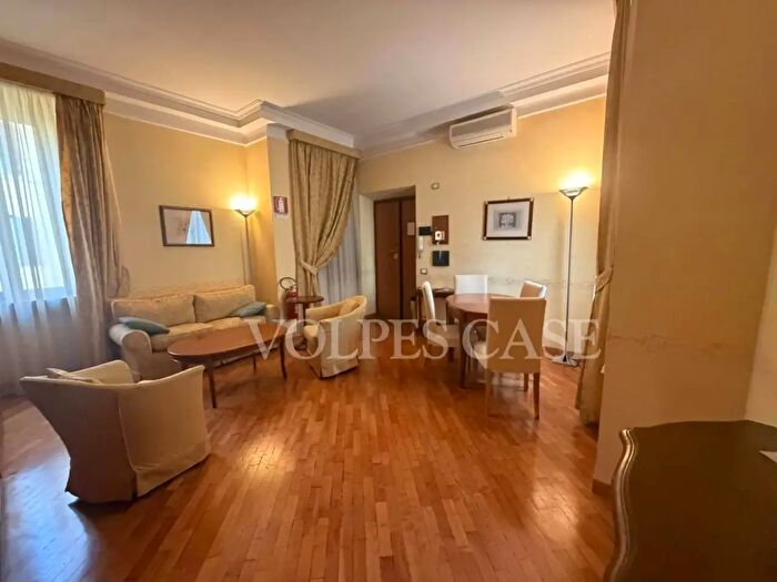 Appartamento trilocale in affitto in Via Appia Nuova, Roma