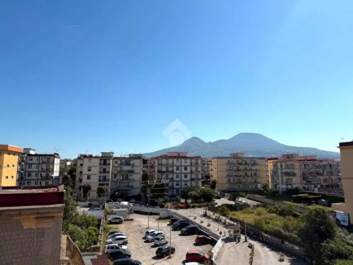 Appartamento bilocale in vendita in Corso Garibaldi, Portici