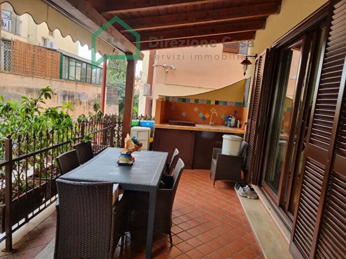 Appartamento quadrilocale in affitto in Via Carlo De Marco, Napoli