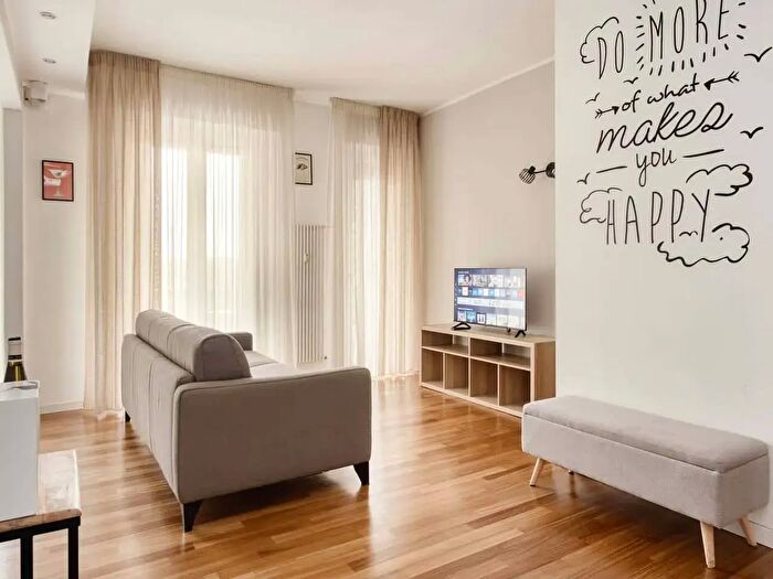 Appartamento monolocale in affitto in Via delle Forze Armate, Milano