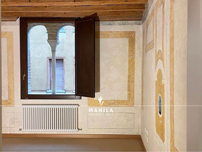 Appartamento con 6 locali in affitto in Via Ferrarese Treviso TV Italia, Piazza del Grano Burchiellati, Treviso