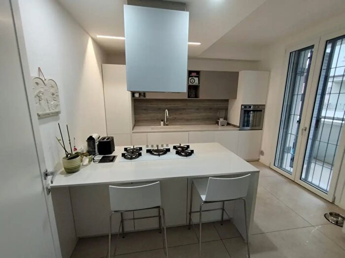 Casa con 6 locali in vendita in Strada Contrada, Modena