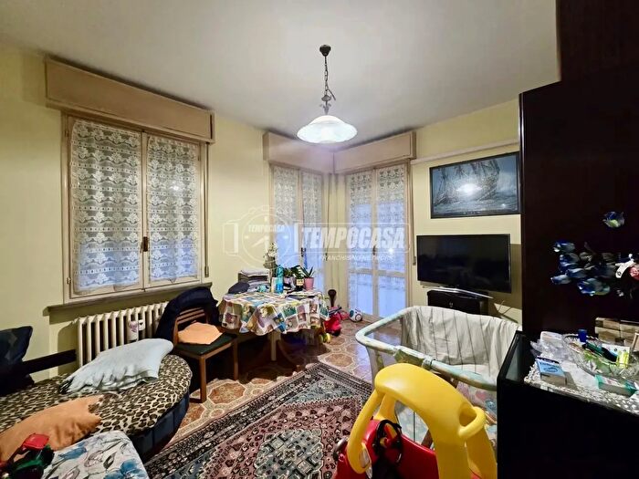 Appartamento trilocale in vendita in Via Gorizia, Reggio Emilia