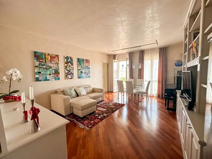 Appartamento quadrilocale in vendita in Via Luigi Reverberi, Brescia