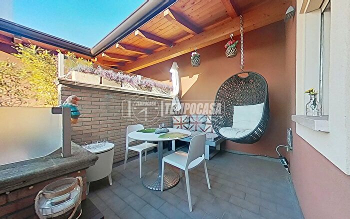 Appartamento trilocale in vendita in Viale delle Rimembranze C, Macherio