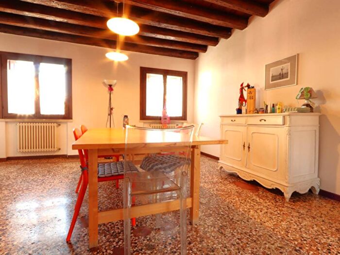 Casa con 5 locali in affitto in Piazzale Giuseppe Giusti, Centro Storico, Vicenza