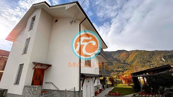 Appartamento quadrilocale in vendita in Via Copotti, Villar Focchiardo