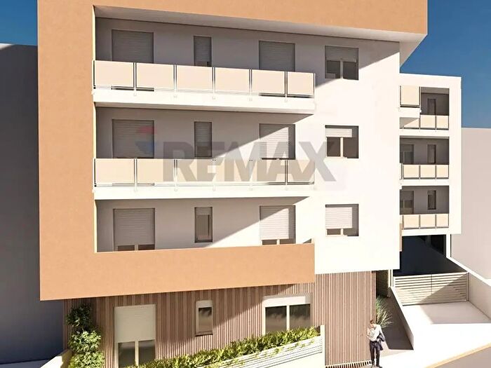 Appartamento trilocale in vendita in Via Carlo Levi, Bitritto