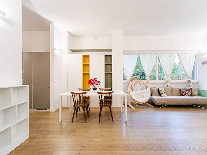 Appartamento quadrilocale in affitto in Via Passo di Fargorida, San Siro, Milano