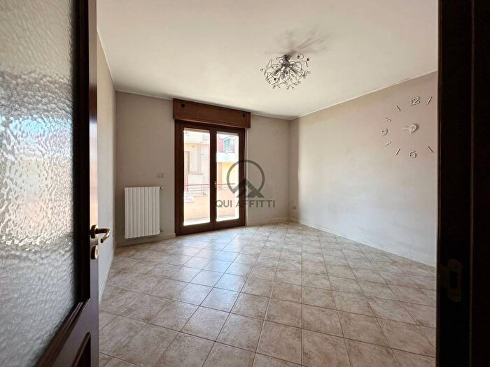 Appartamento quadrilocale in affitto in Via Tobruk, Monticelli Croci, Andria