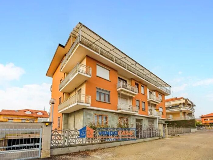 Appartamento quadrilocale in vendita in Strada Genova, Moncalieri