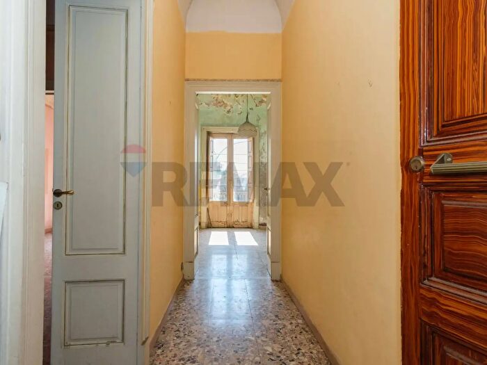 Casa con 9 locali in vendita in Via Umberto, Fiumefreddo Di Sicilia
