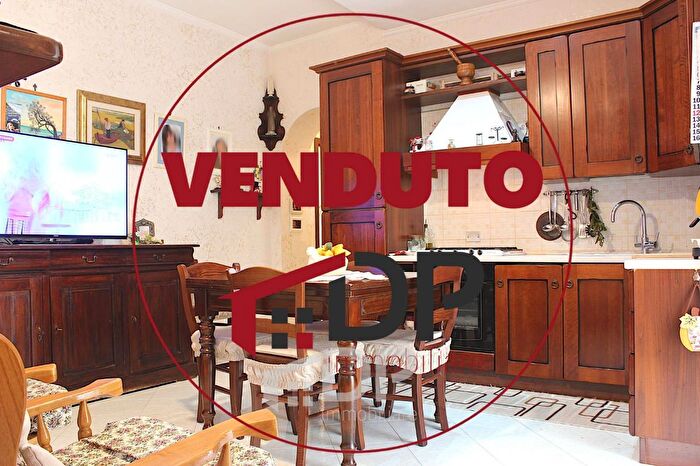 Appartamento trilocale in vendita in Via Trieste, Palombara Sabina