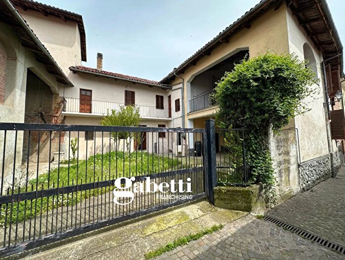 Casa con 5 locali in vendita in Via Marchesi Borsarelli, Settime