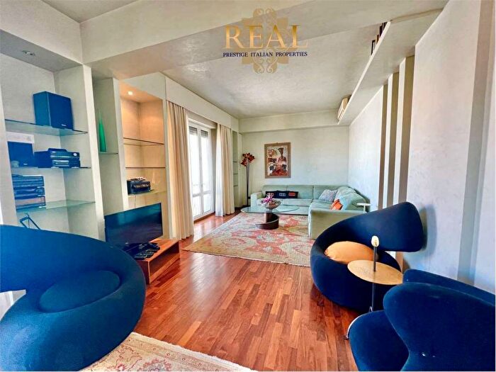 Appartamento con 5 locali in affitto in via San Gallo, San Marco SS Annunziata, Firenze