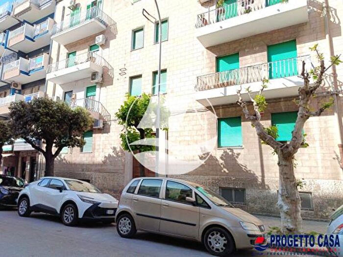 Appartamento trilocale in vendita in Viale Pio XI, Molfetta