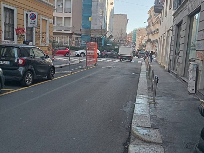 Appartamento bilocale in affitto in Via San Calocero, Corso Genova, Milano