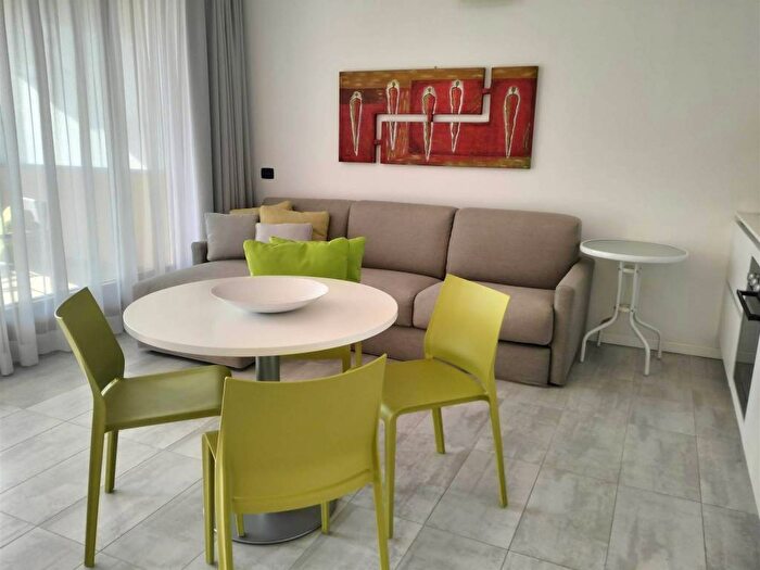 Appartamento bilocale in affitto in Desenzanino, Desenzano del Garda