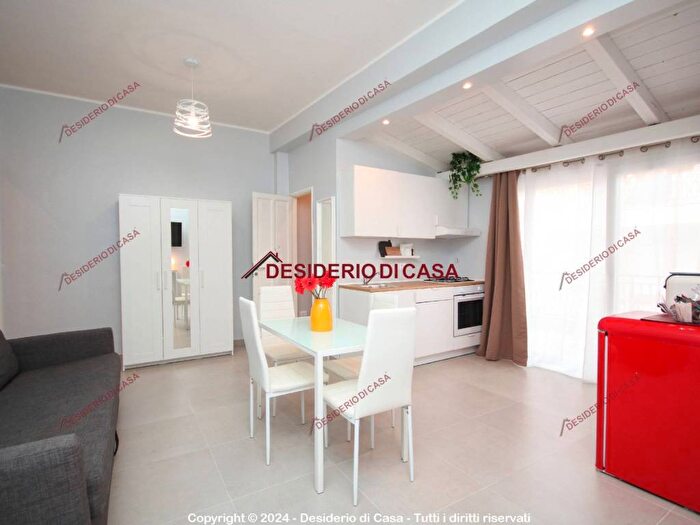 Appartamento trilocale in affitto in Via Luigi Maggiore, Centro, Bagheria