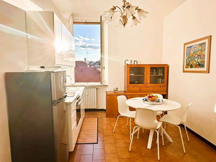 Appartamento trilocale in affitto in Via Renato Fucini, Città Studi, Milano