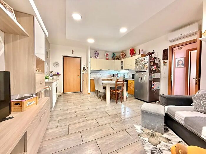 Appartamento trilocale in vendita in Via Vittorio Bachelet, Mozzecane