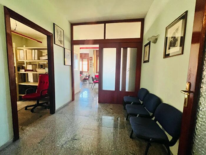Appartamento quadrilocale in vendita in Via S Venere, Vibo Valentia