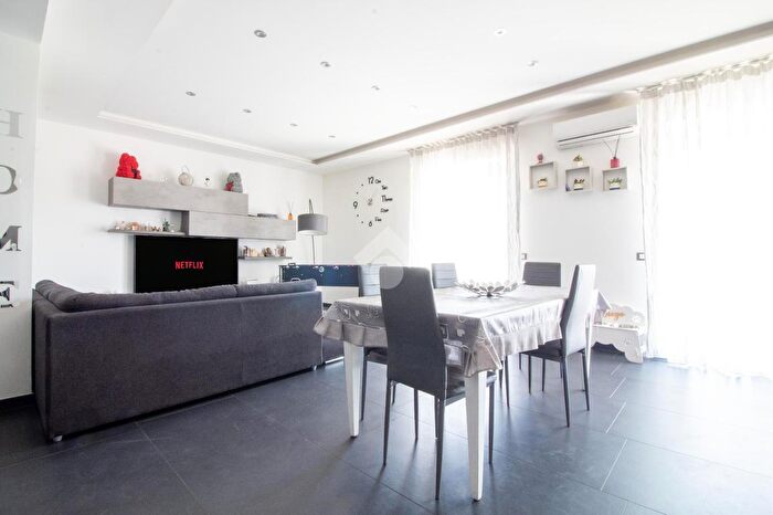 Appartamento quadrilocale in vendita in Via Marano Pianura, Marano Di Napoli