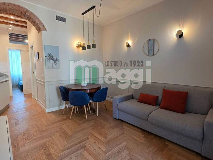 Appartamento bilocale in affitto in Via Frisi, Porta Venezia, Milano