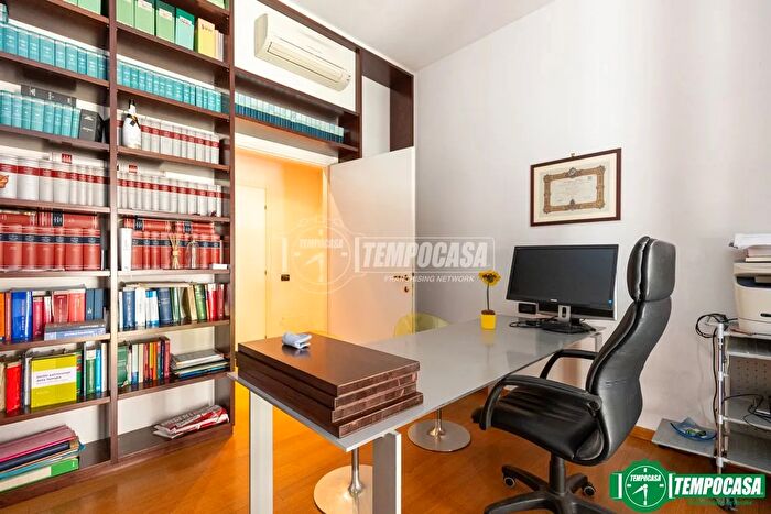 Appartamento quadrilocale in vendita in Via Vittorio Veneto, La Spezia