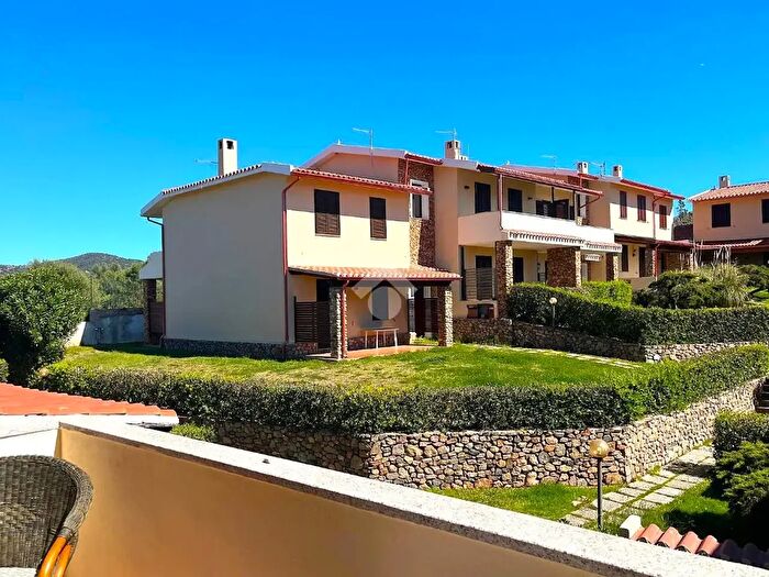 Appartamento quadrilocale in vendita in Via Amsicora, Villasimius