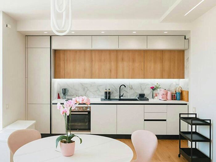 Casa con 5 locali in affitto in Viale Giuseppe Raffaele Pastore, Arbostella Arechi, Salerno