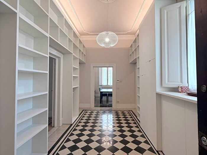 Appartamento con 5 locali in affitto in San Marco SS Annunziata, Firenze